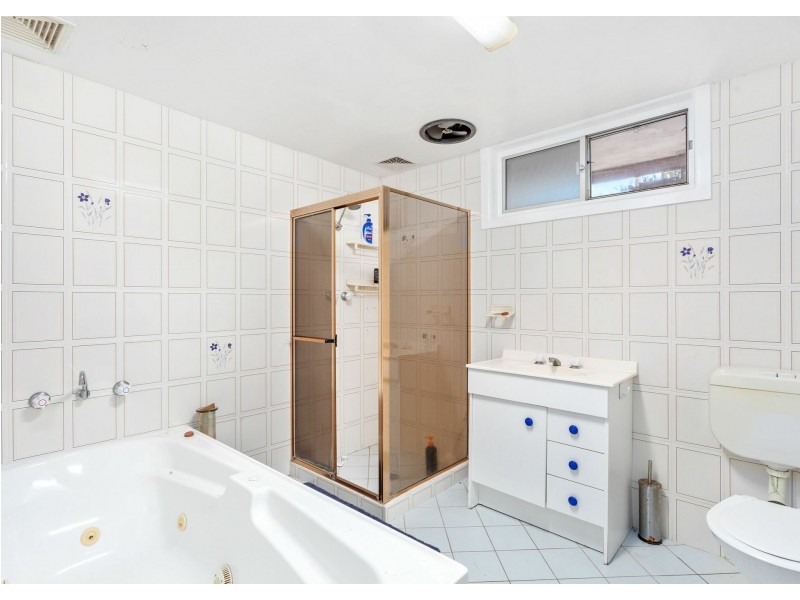 4 West End Avenue, Taree NSW 2430