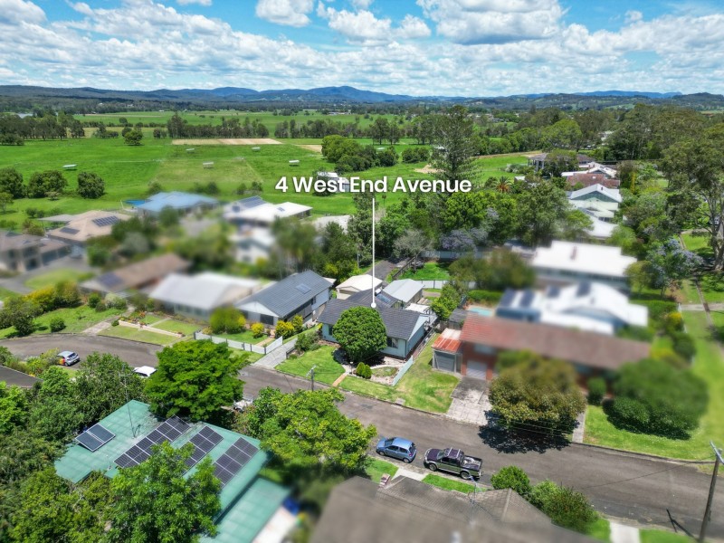 4 West End Avenue, Taree NSW 2430
