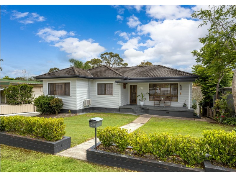 29 Bayview Crescent, Taree NSW 2430