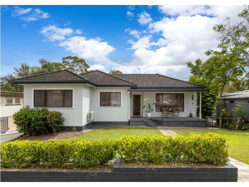 29 Bayview Crescent, Taree NSW 2430