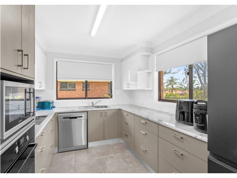 16 Palanas Drive, Taree NSW 2430