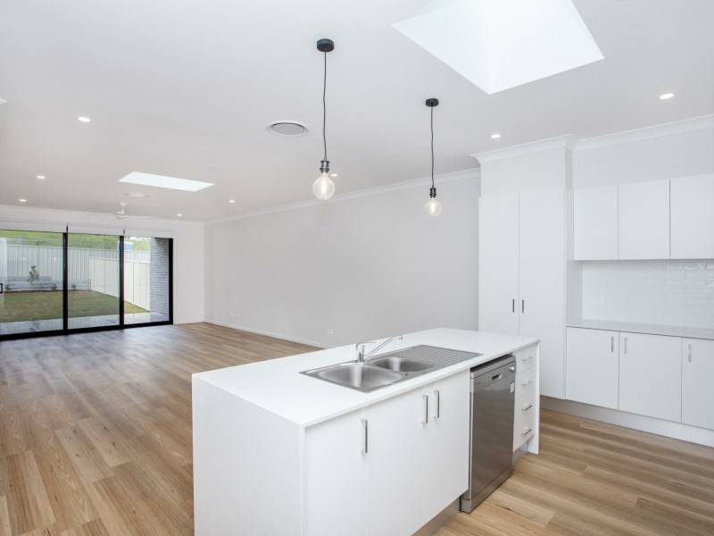 1/108A Bungay Road, Wingham NSW 2429