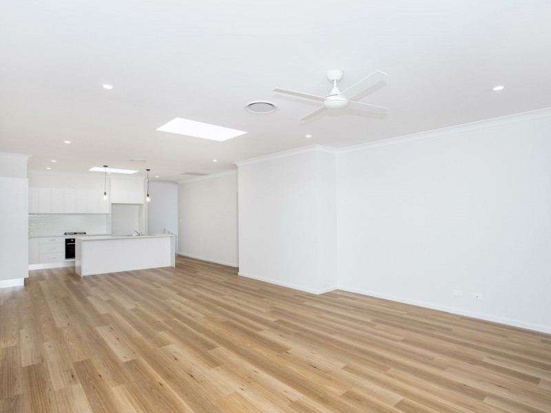 1/108A Bungay Road, Wingham NSW 2429