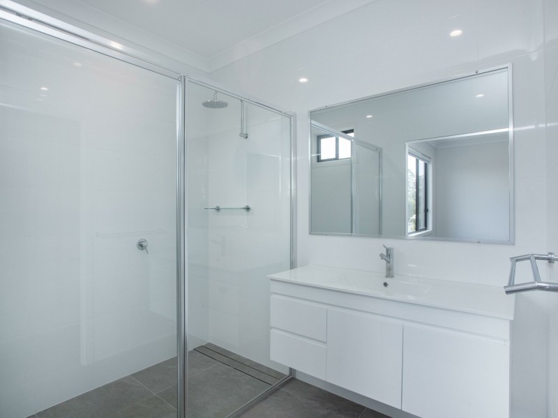 2/108A Bungay Road, Wingham NSW 2429