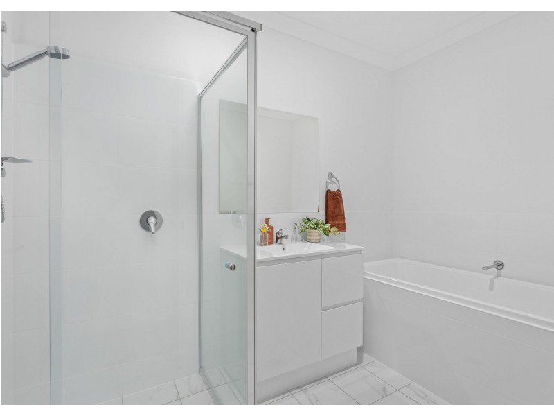 1&2/25 Grandis Parade, Taree NSW 2430