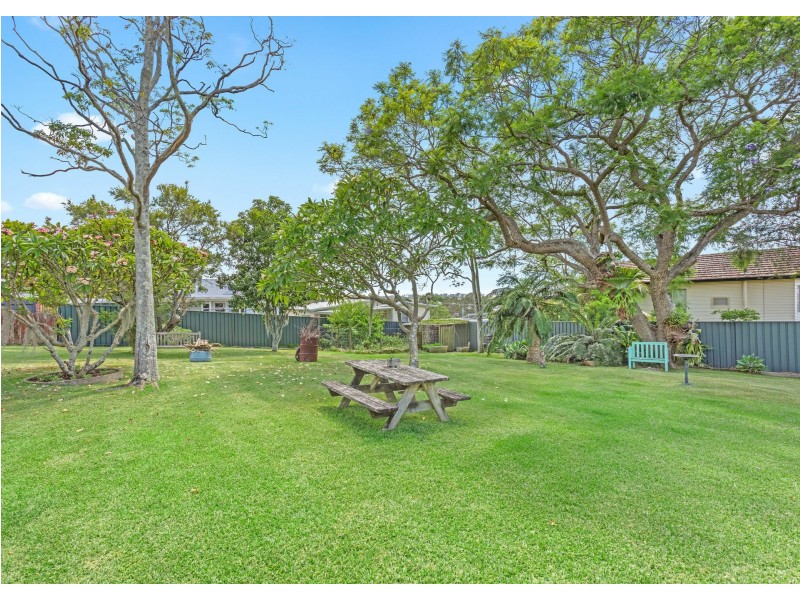 12 Coulston Street, Taree NSW 2430