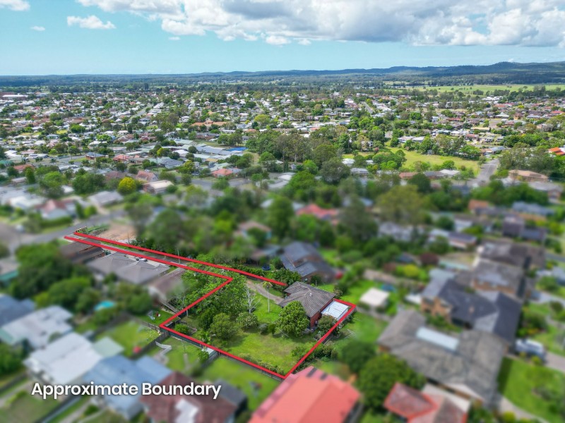 12 Coulston Street, Taree NSW 2430