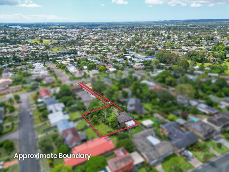 12 Coulston Street, Taree NSW 2430