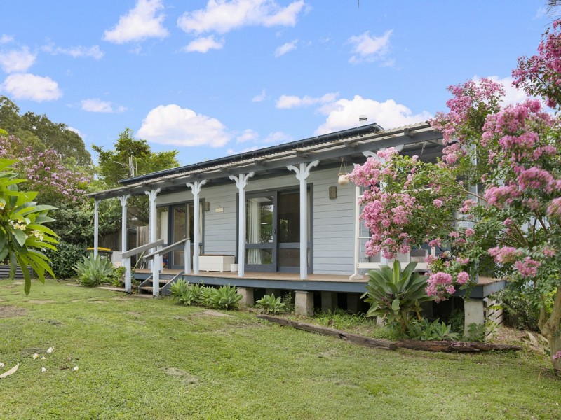 1 Machin Parade, Wingham NSW 2429