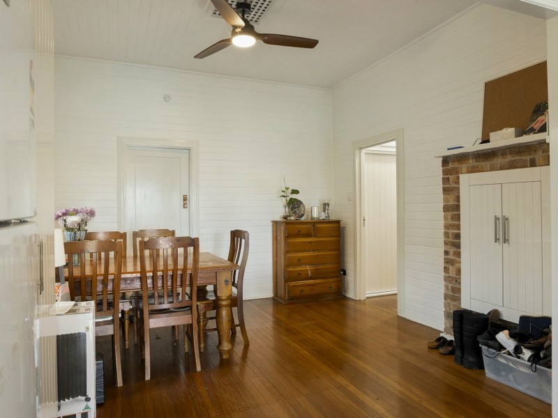 1 Machin Parade, Wingham NSW 2429