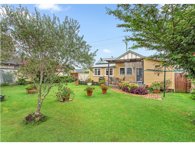 36 Spence Street, Taree NSW 2430