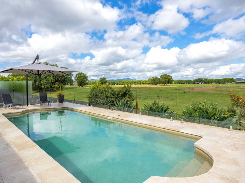 19 Petken Drive, Taree NSW 2430