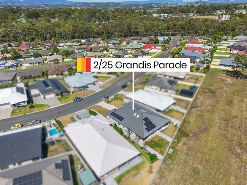 2/25 Grandis Parade, Taree NSW 2430