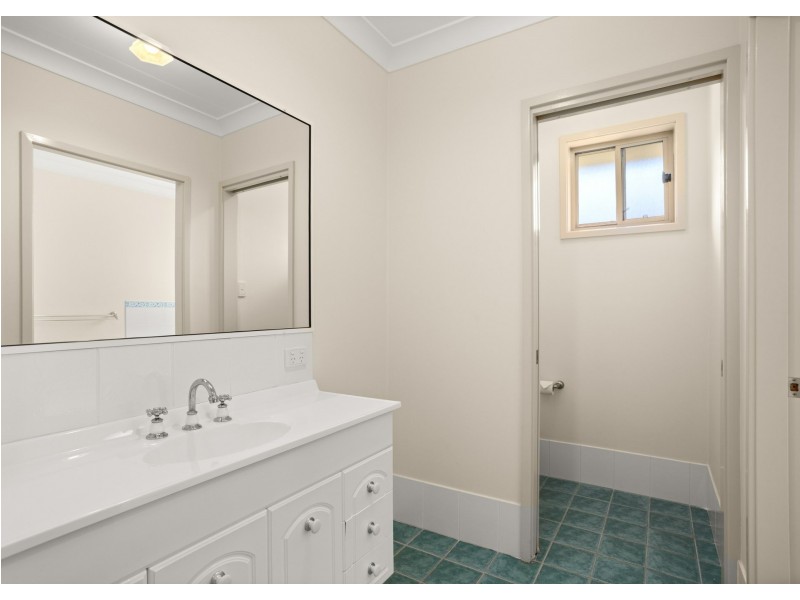 6 Gregory Close, Taree NSW 2430