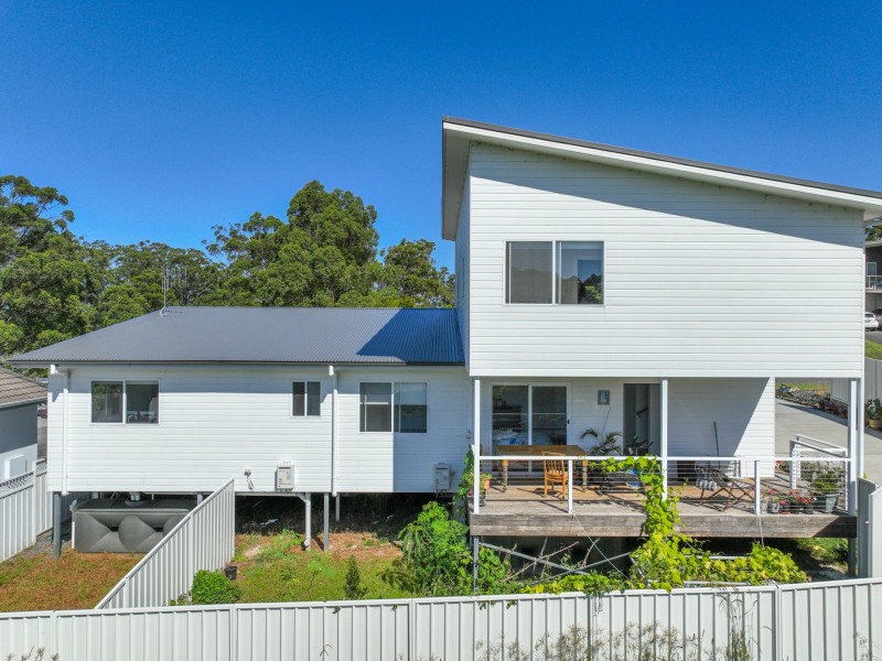 1&2/9A The Boulevard, Tallwoods Village NSW 2430