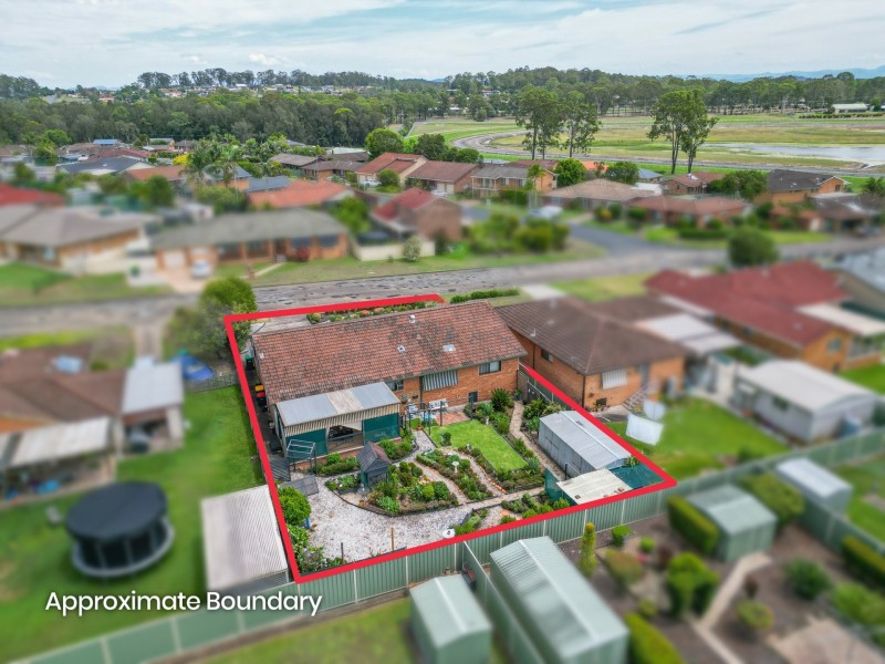 21 Flinders Street, Taree NSW 2430