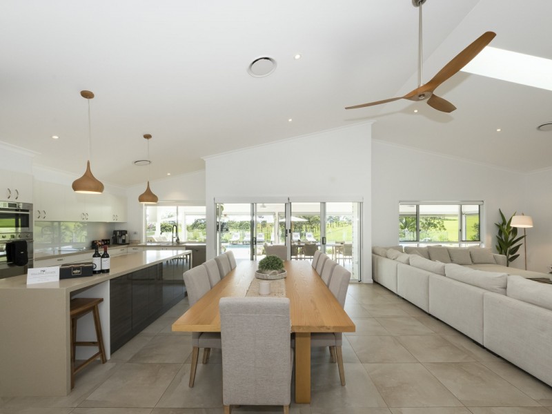 55 Hillville Road, Hillville NSW 2430