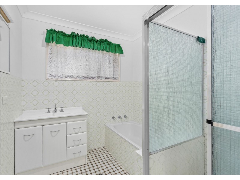 4 Wattle Close, Taree NSW 2430