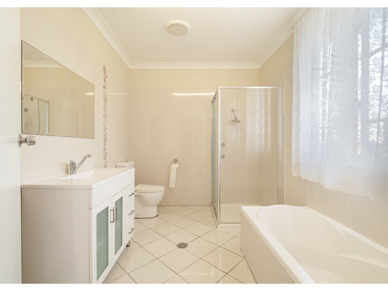 11 Bungay Road, Wingham NSW 2429