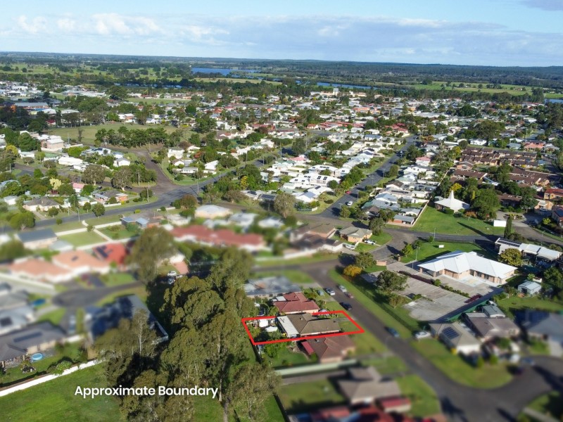 5 Rohini Place, Taree NSW 2430
