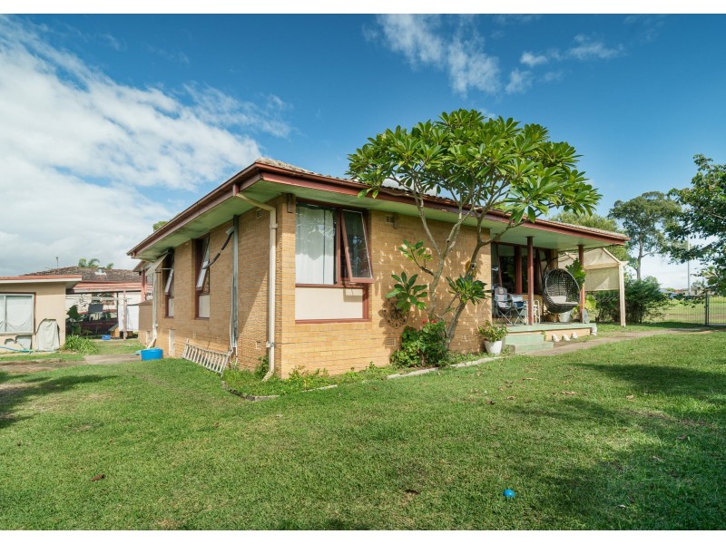 21 Valerie Street, Taree NSW 2430