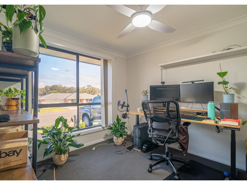10 Pyrus Drive, Taree NSW 2430