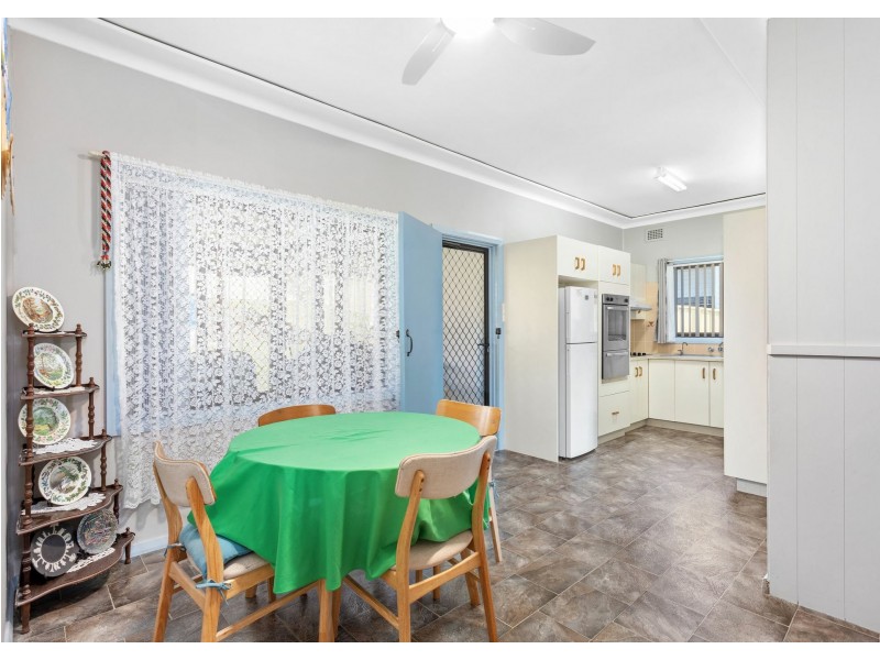 36 Bayview Crescent, Taree NSW 2430
