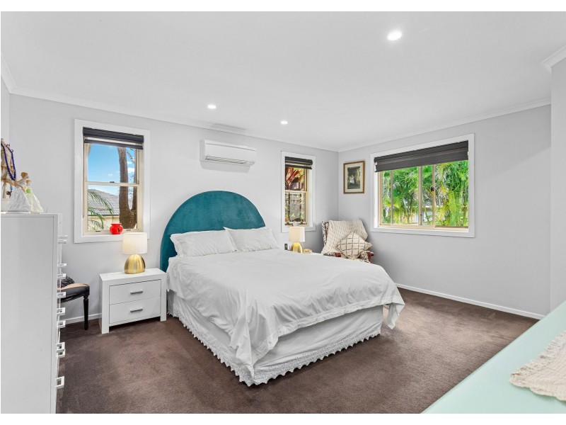 5 Barber Close, Tallwoods Village NSW 2430