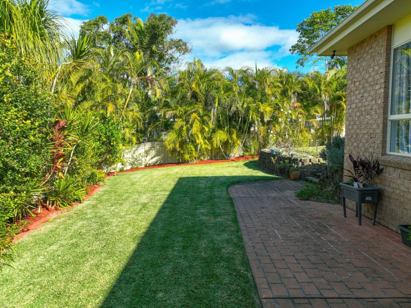 5 Barber Close, Tallwoods Village NSW 2430