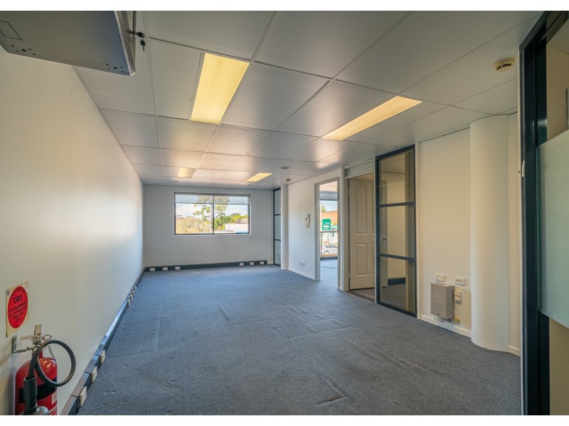 4A 227 Victoria Street, Taree NSW 2430