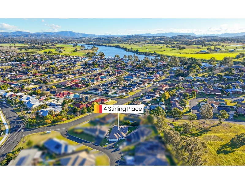 4 Stirling Place, Taree NSW 2430