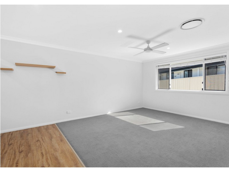4 Stirling Place, Taree NSW 2430