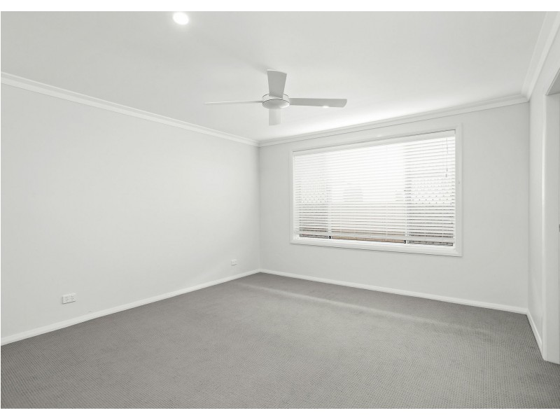 4 Stirling Place, Taree NSW 2430