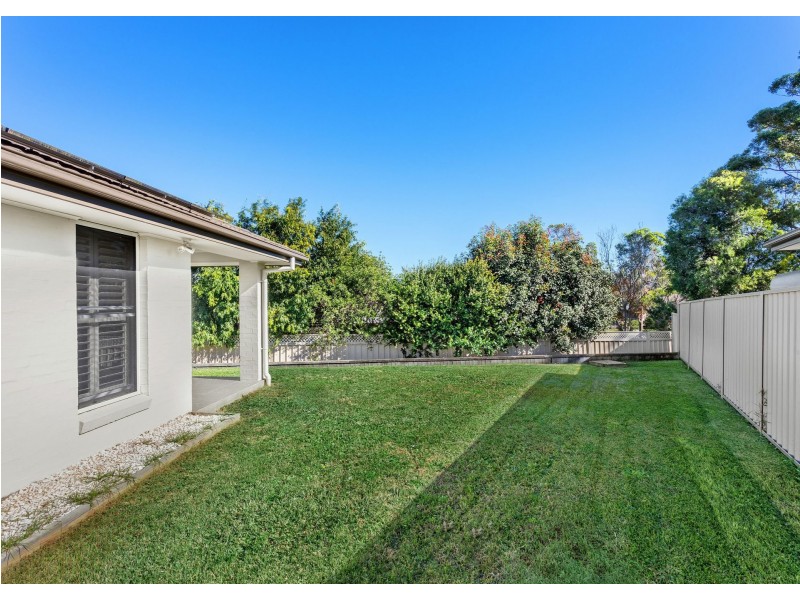 4 Stirling Place, Taree NSW 2430