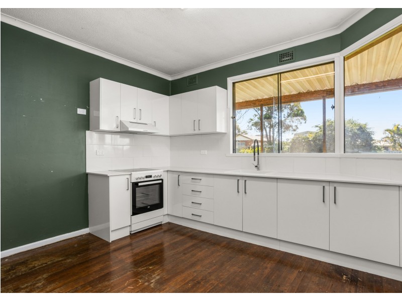 1 Maiden Avenue, Taree NSW 2430