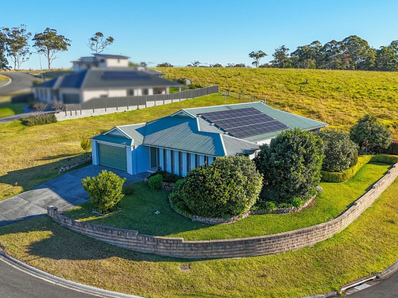 10 Hillside Terrace, Black Head NSW 2430