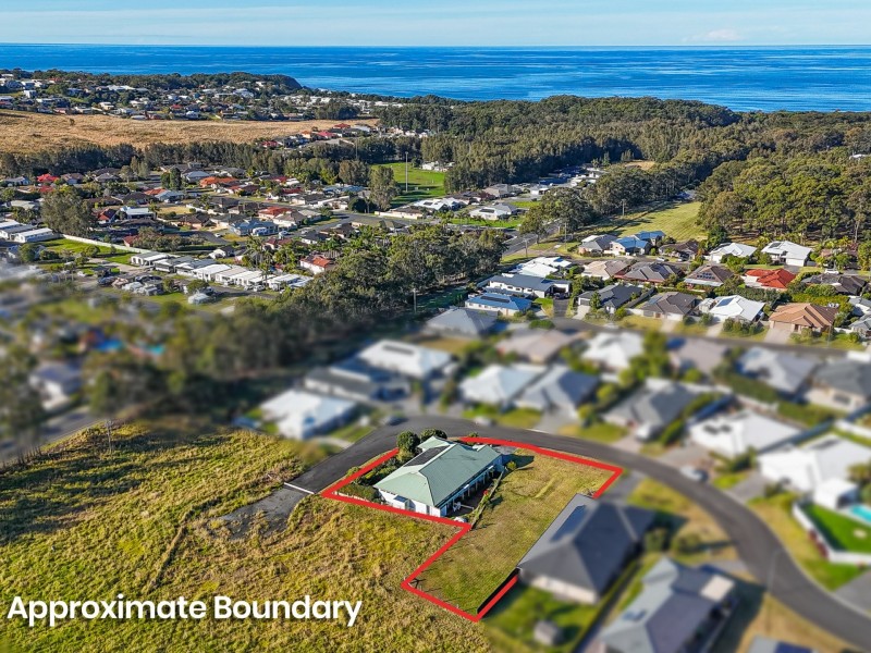 10 Hillside Terrace, Black Head NSW 2430