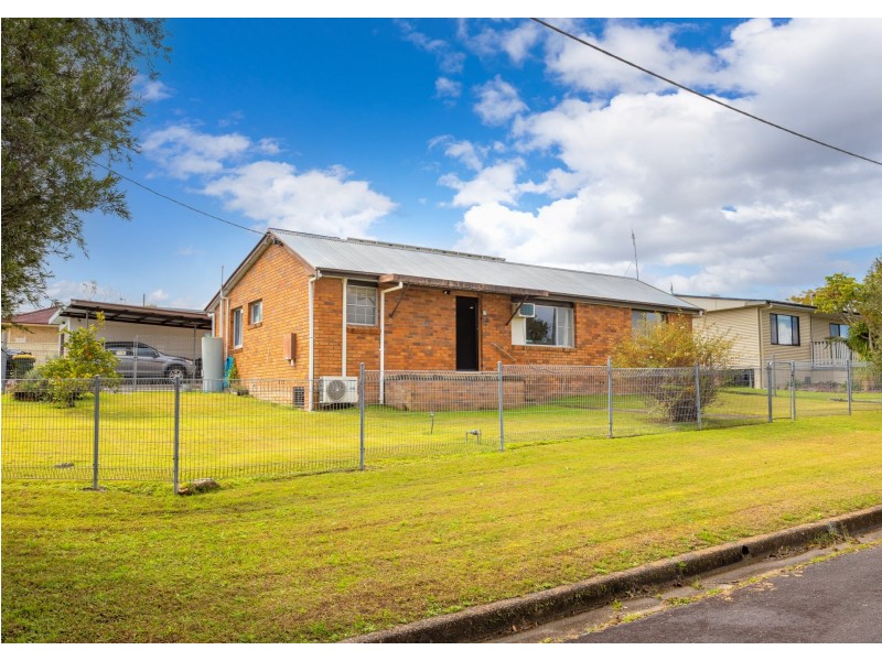17 Tyrone Street, Wingham NSW 2429