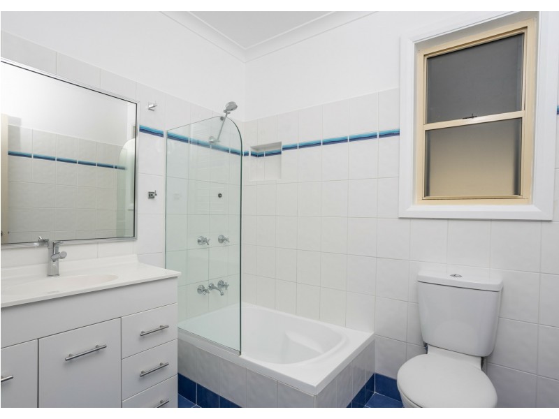 34 Bayview Crescent, Taree NSW 2430