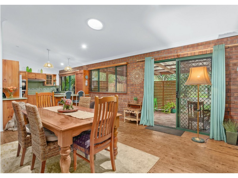 11 Oakview Drive, Hallidays Point NSW 2430