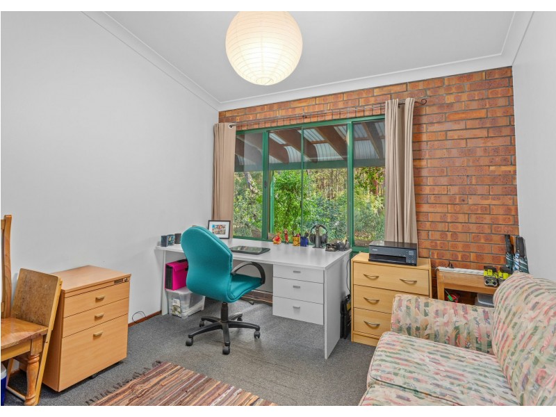 11 Oakview Drive, Hallidays Point NSW 2430