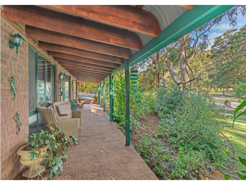 11 Oakview Drive, Hallidays Point NSW 2430