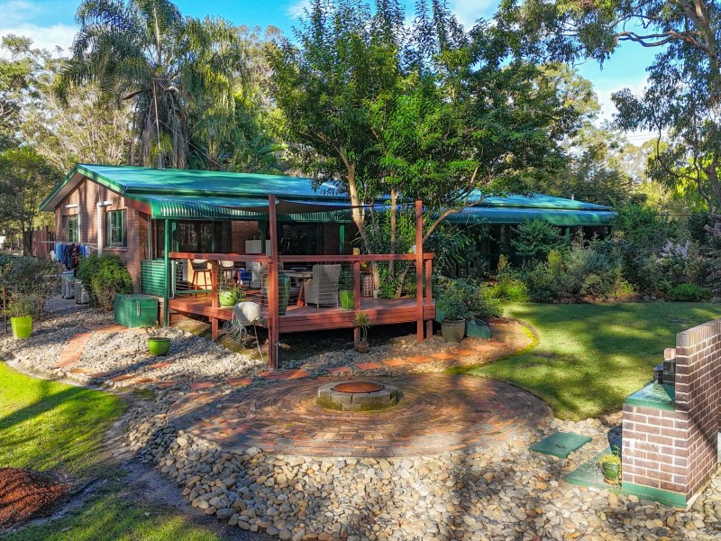 11 Oakview Drive, Hallidays Point NSW 2430
