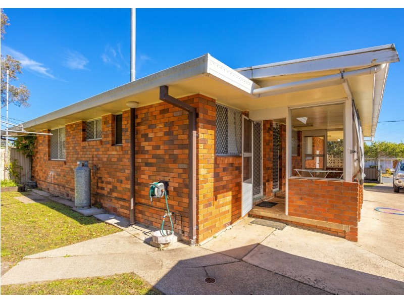 27 Hooke Street, Taree NSW 2430