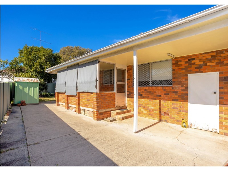 27 Hooke Street, Taree NSW 2430