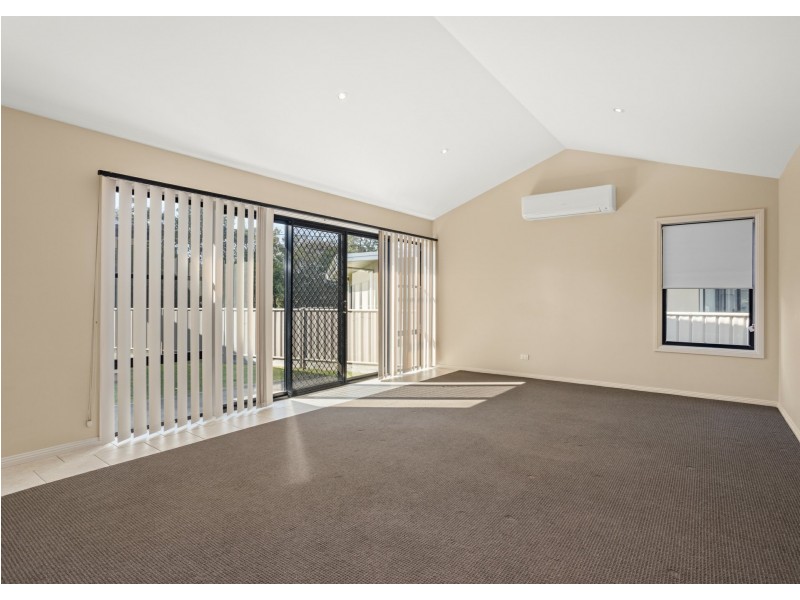 1/12 Hall Street, Old Bar NSW 2430