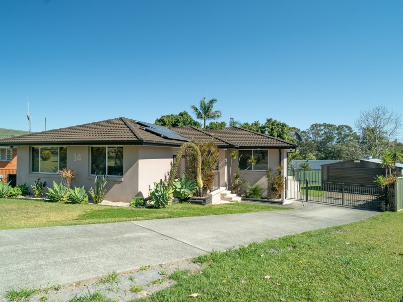 14 Links Avenue, Wingham NSW 2429