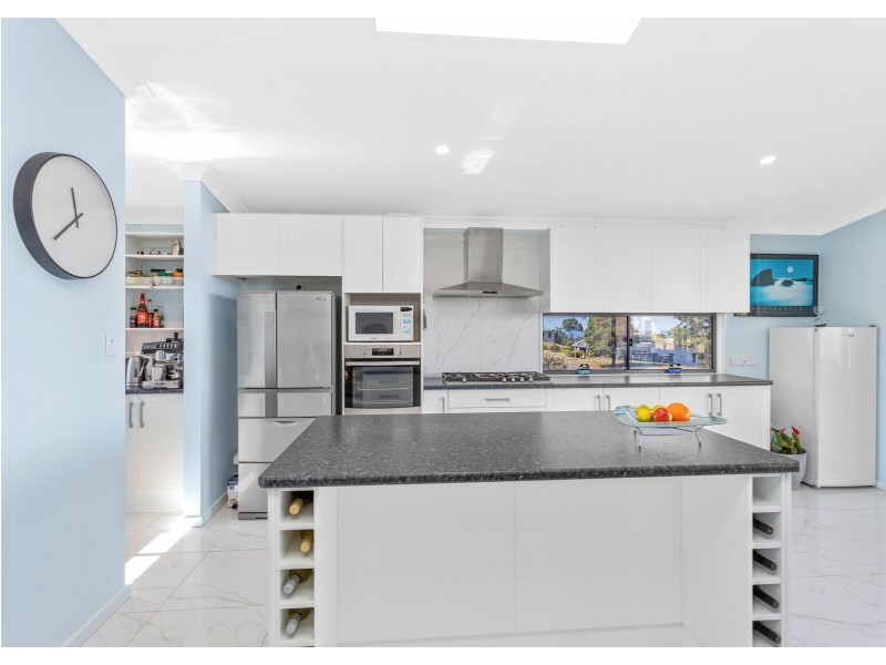 8 Eastern Valley Way, Tallwoods Village NSW 2430