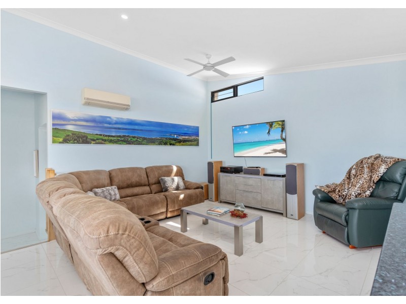 8 Eastern Valley Way, Tallwoods Village NSW 2430