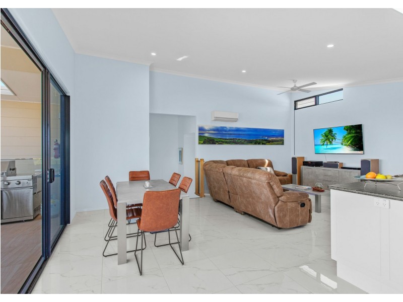 8 Eastern Valley Way, Tallwoods Village NSW 2430